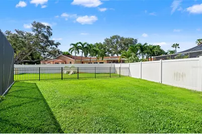 11312 Robert Dr., Seminole, FL 33778 - Photo 54