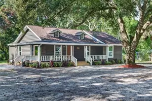26314 Glenwood Dr, Wesley Chapel, FL 33544 - Photo 2