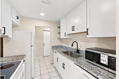 11409 8th Street N #1504, Saint Petersburg, FL 33716 - Photo 10