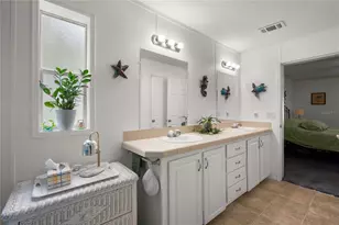 38417 Monet Dr, Zephyrhills, FL 33540 - Photo 26