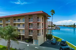 105 Island Way, Clearwater, FL 33767 - Photo 38