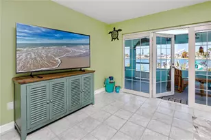 11215 3rd St E, Treasure Island, FL 33706 - Photo 8