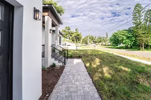 8326 June St, Tampa, FL 33615 - Photo 4