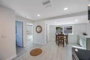 1160 36th Ave N, Saint Petersburg, FL 33704 - Photo 16