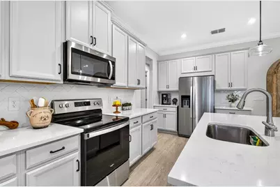 864 Snail Kite Place, Sun City Center, FL 33573 - Photo 16