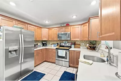 8037 Powder Horn Circle, Largo, FL 33773 - Photo 12