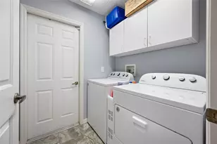 1044 Daleside Ln, New Port Richey, FL 34655 - Photo 16