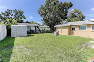 7703 Lakeside Blvd, Tampa, FL 33614 - Photo 4