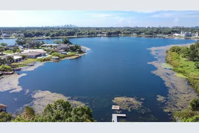 7703 Lakeside Boulevard, Tampa, FL 33614 - Photo 6