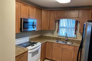 1319 35th St N, Saint Petersburg, FL 33713 - Photo 6