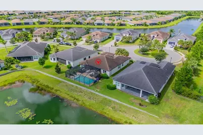 4906 Pamplona Court, Wimauma, FL 33598 - Photo 4