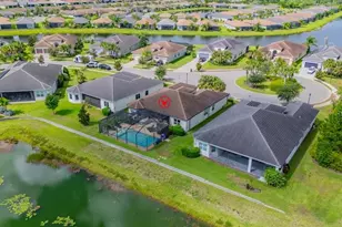 4906 Pamplona Ct, Wimauma, FL 33598 - Photo 4