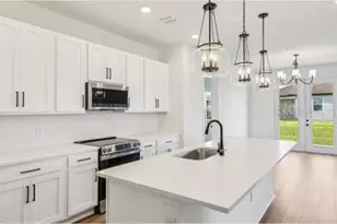 3173 Sailhouse Dr, Saint Cloud, FL 34771 - Photo 10