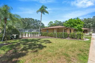 11714 Raintree Village Blvd, Temple Terrace, FL 33617 - Photo 2