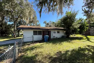 5032 Flamingo Ln, Dade City, FL 33523 - Photo 6