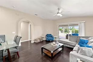 6817 Aramon Ct, Wesley Chapel, FL 33545 - Photo 6