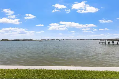 4775 Cove Circle #202, Saint Petersburg, FL 33708 - Photo 22