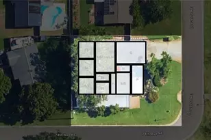 7400 Locust St NE, Saint Petersburg, FL 33702 - Photo 2
