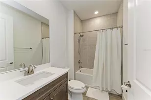 18530 Midsummer Pl, Venice, FL 34293 - Photo 38