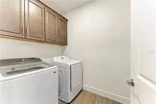 18530 Midsummer Pl, Venice, FL 34293 - Photo 46