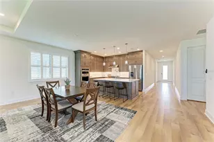 18530 Midsummer Pl, Venice, FL 34293 - Photo 8
