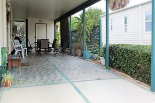 802 Date Palm St, Largo, FL 33778 - Photo 2