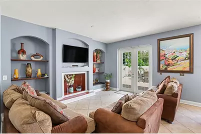 8910 Bridgeford Oaks Drive, Temple Terrace, FL 33637 - Photo 12