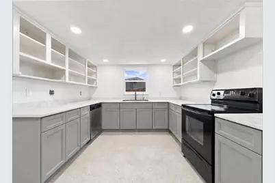 6100 35th Avenue N, Saint Petersburg, FL 33710 - Photo 10