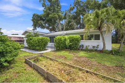 6100 35th Avenue N, Saint Petersburg, FL 33710 - Photo 2