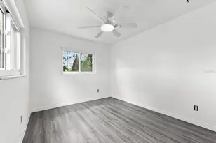 6100 35th Ave N, Saint Petersburg, FL 33710 - Photo 28