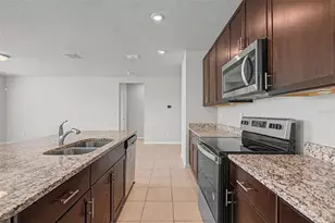 234 Lovely Ct, Plant City, FL 33566 - Photo 8