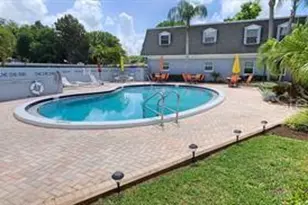 1712 Belleair Forest Dr, Belleair, FL 33756 - Photo 2