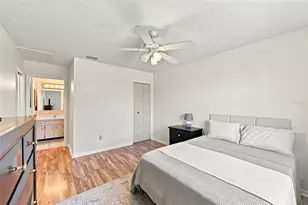 2333 Glenmore Cir, Sun City Center, FL 33573 - Photo 20