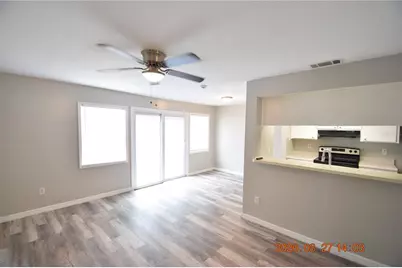 5009 Terrace Village Lane, Tampa, FL 33617 - Photo 12