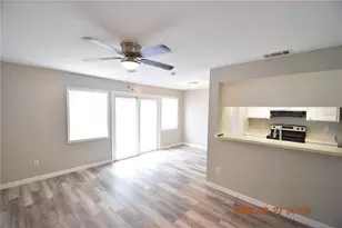 5009 Terrace Village Ln, Tampa, FL 33617 - Photo 12