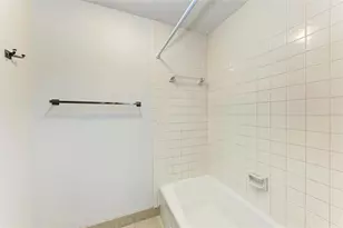 2927 W Gandy Blvd, Tampa, FL 33611 - Photo 34