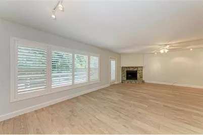 2927 W Gandy Boulevard, Tampa, FL 33611 - Photo 18