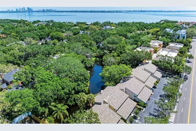 2927 W Gandy Boulevard, Tampa, FL 33611 - Photo 40