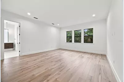 5104 W Evelyn Drive, Tampa, FL 33609 - Photo 22