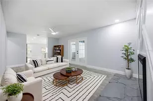 2005 Russell Dr, Tampa, FL 33618 - Photo 12