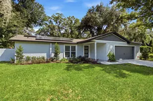 2005 Russell Dr, Tampa, FL 33618 - Photo 2