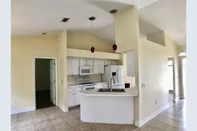 3072 Thoroughbred Loop W, Lakeland, FL 33811 - Photo 10