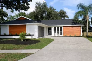 15803 Ironware Pl, Tampa, FL 33624 - Photo 2