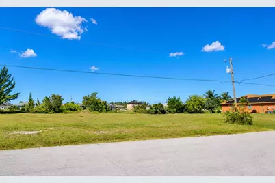 1100 NW 22nd Place, Cape Coral, FL 33993 - Photo 20