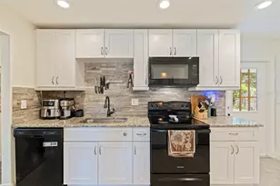 2940 47th Ave S, Saint Petersburg, FL 33712 - Photo 14