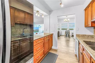 7200 Sunshine Skyway Ln S, Saint Petersburg, FL 33711 - Photo 6