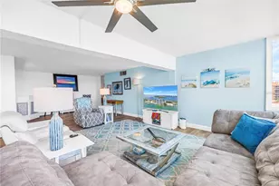 7200 Sunshine Skyway Ln S, Saint Petersburg, FL 33711 - Photo 12