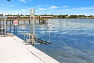 7200 Sunshine Skyway Ln S, Saint Petersburg, FL 33711 - Photo 36