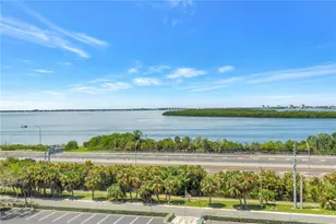 7200 Sunshine Skyway Ln S, Saint Petersburg, FL 33711 - Photo 20