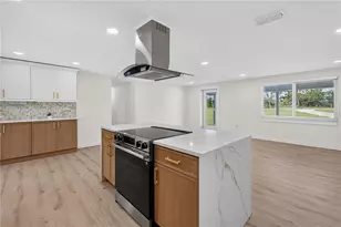 4609 60th Street E, Bradenton, FL 34203 - Photo 18